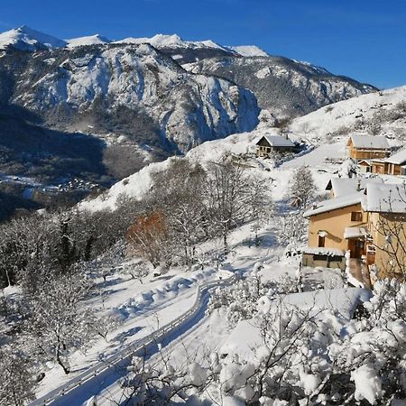 Logement Renove Avec Vue Panoramique La Saussaz Kültér fotó