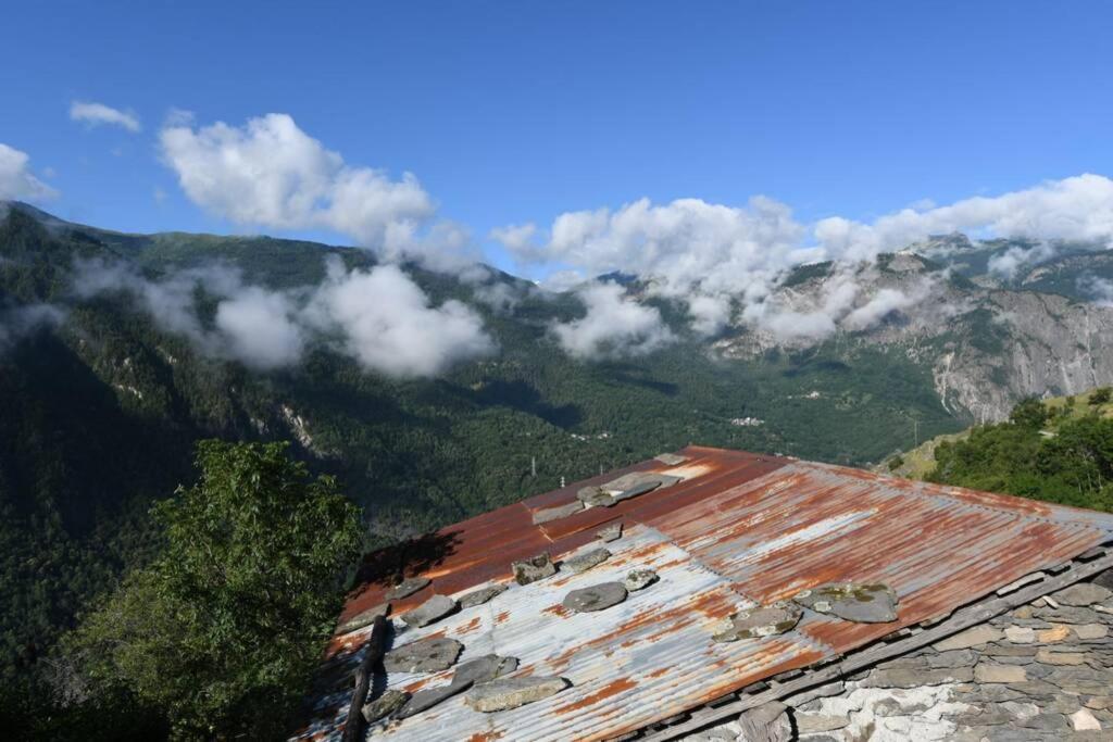 Logement Renove Avec Vue Panoramique La Saussaz Kültér fotó